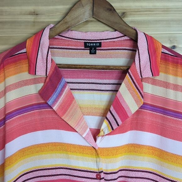 Torrid Women's Top 2X Multicolor Stripes Button Front Short Sleeve Blouse Pink - Picture 2 of 10